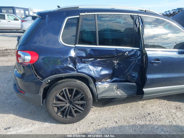 WVGAV7AX7FW503021 Volkswagen Tiguan Sel