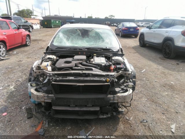 3FA6P0LU3KR130738 Ford Fusion Hybrid Se