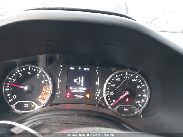 ZACNJABB2LPL86925 Jeep Renegade Altitude