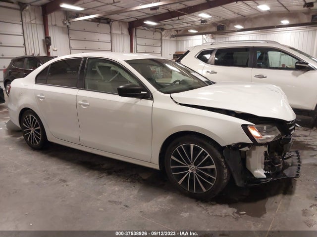 3VWB17AJ7GM415102 Volkswagen Jetta Sedan 1.8t Sport