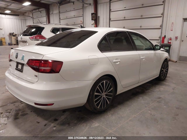 3VWB17AJ7GM415102 Volkswagen Jetta Sedan 1.8t Sport
