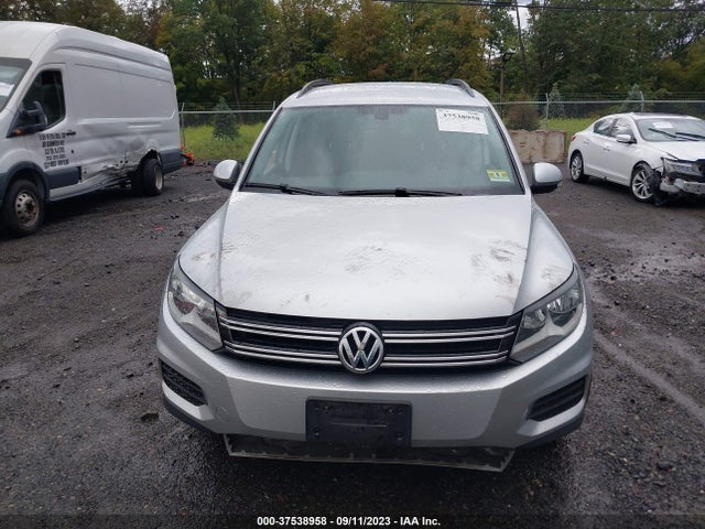WVGBV7AX2HW511812 Volkswagen TIGUAN S