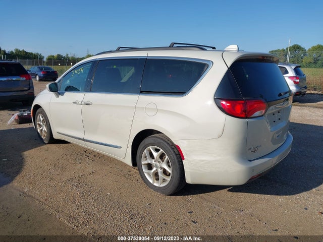 2C4RC1BG4HR579302 Chrysler Pacifica Touring-l