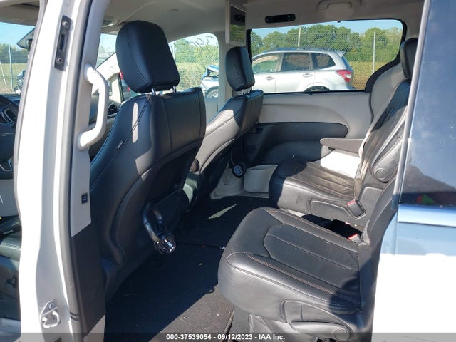 2C4RC1BG4HR579302 Chrysler Pacifica Touring-l