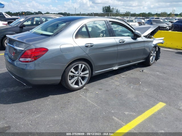 WDDWF4JB3JR323901 Mercedes-Benz C-class C 300