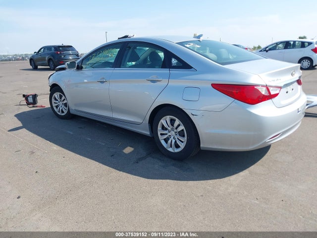 2013 HYUNDAI SONATA GLS VIN: 5NPEB4AC4DH508397