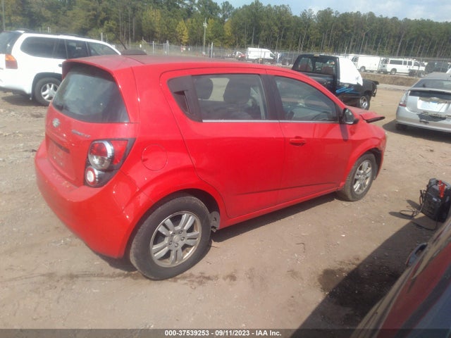 Chevrolet SONIC LT 2016 1G1JC6SH0G4117574 Image 4