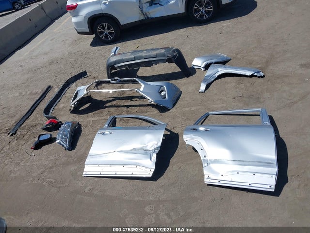 Toyota Rav4 Xle 2019 2T3W1RFV6KC029517 Image 12
