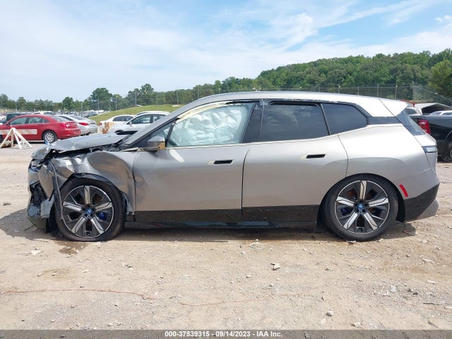2023 BMW iX, VIN: WB533CF01PCM41234