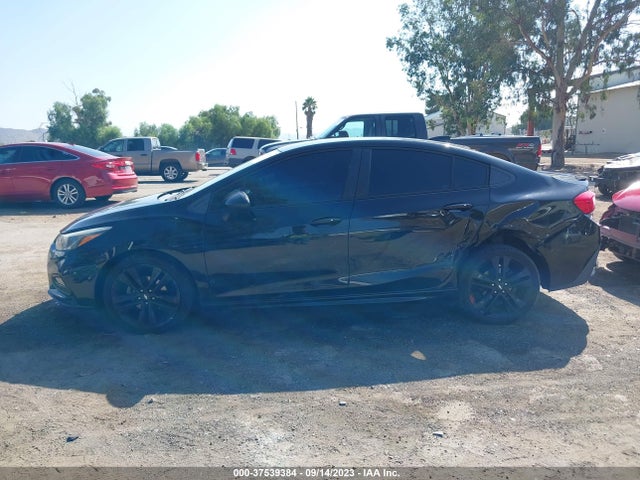 Chevrolet CRUZE LT 2018 1G1BE5SMXJ7151629 Image 14