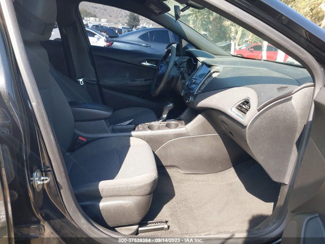 Chevrolet CRUZE LT 2018 1G1BE5SMXJ7151629 Image 5
