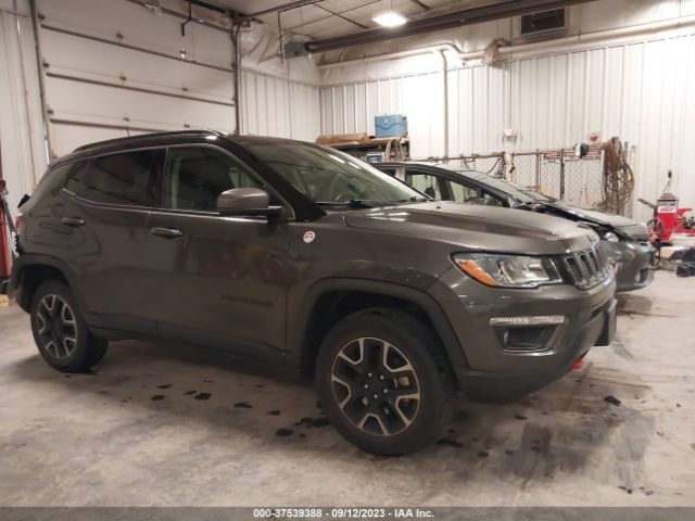 3C4NJDDBXKT728596 Jeep Compass Trailhawk