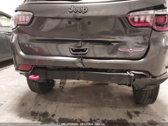 3C4NJDDBXKT728596 Jeep Compass Trailhawk