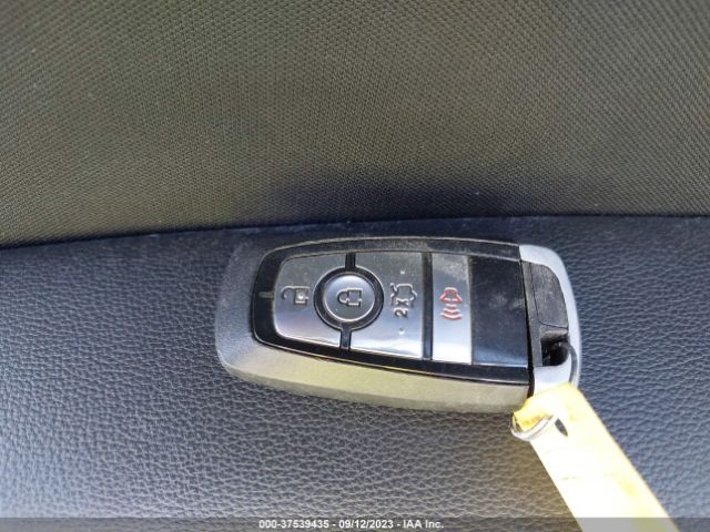 3FA6P0LU8JR115795 Ford Fusion Hybrid Se