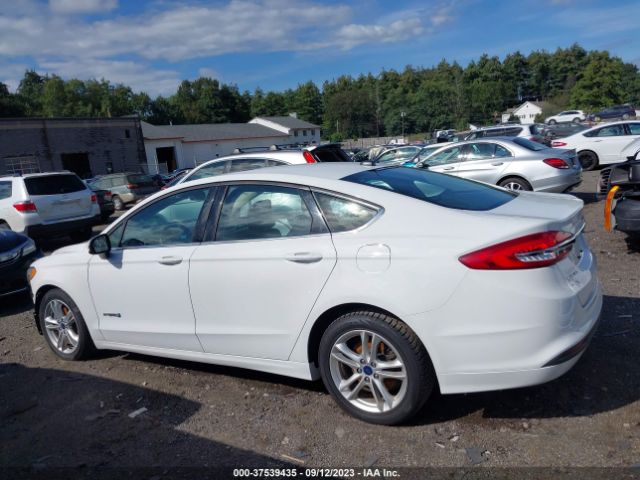 3FA6P0LU8JR115795 Ford Fusion Hybrid Se