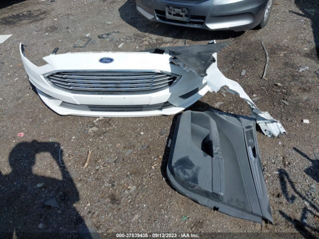 3FA6P0LU8JR115795 Ford Fusion Hybrid Se