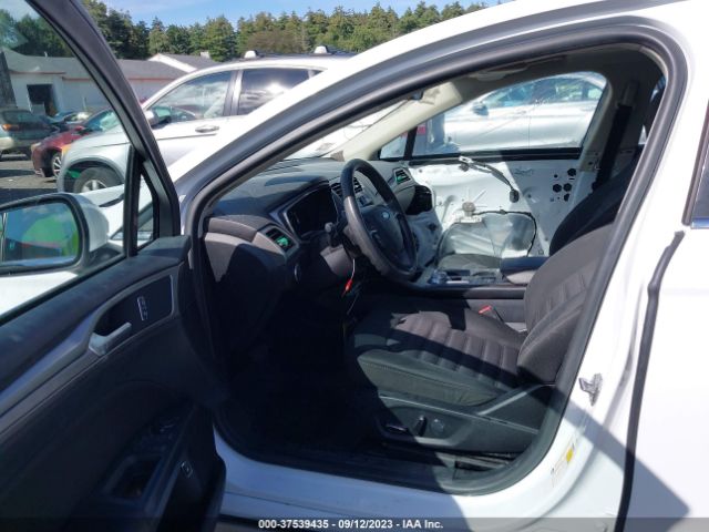 3FA6P0LU8JR115795 Ford Fusion Hybrid Se