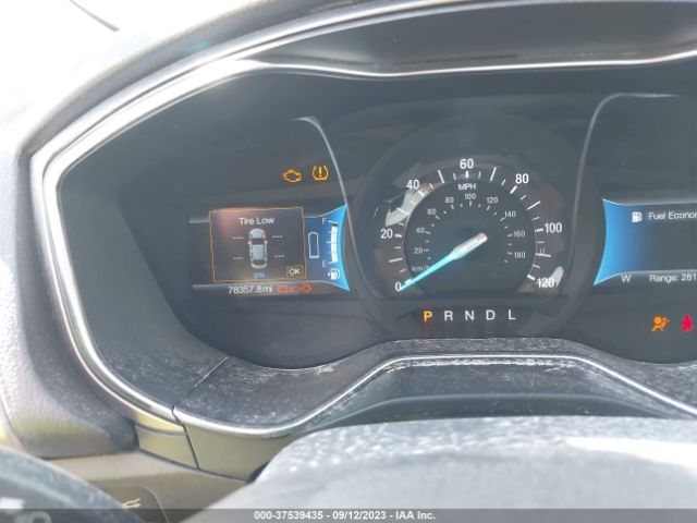 3FA6P0LU8JR115795 Ford Fusion Hybrid Se