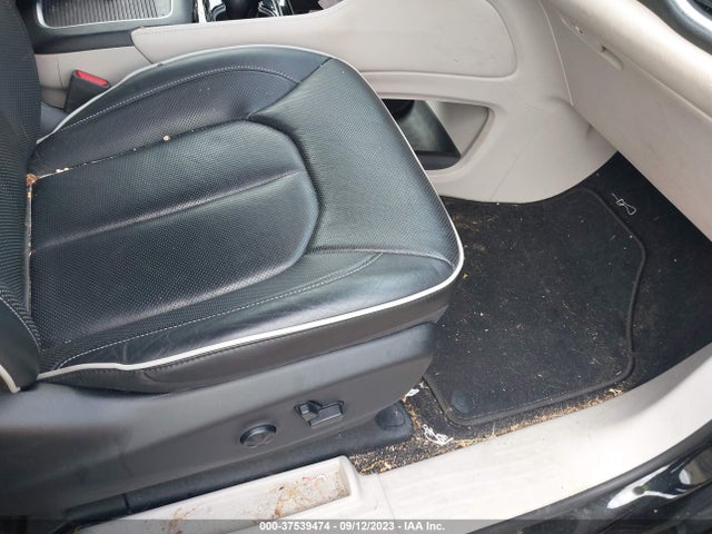 Chrysler Pacifica Limited 2022 2C4RC3GG7NR181369 Image 5