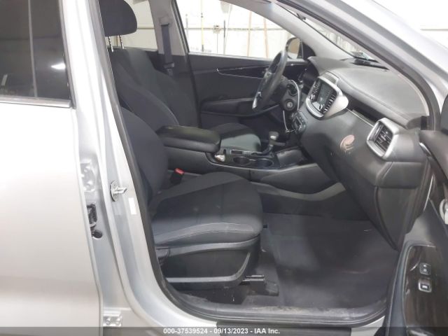 5XYPGDA53KG481337 KIA Sorento Lx V6