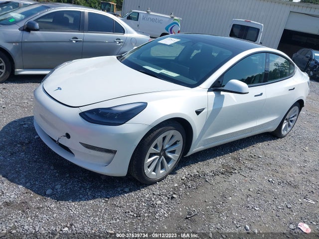 Tesla Model 3 Long Range 2022 5YJ3E1EB2NF205407 Image 2