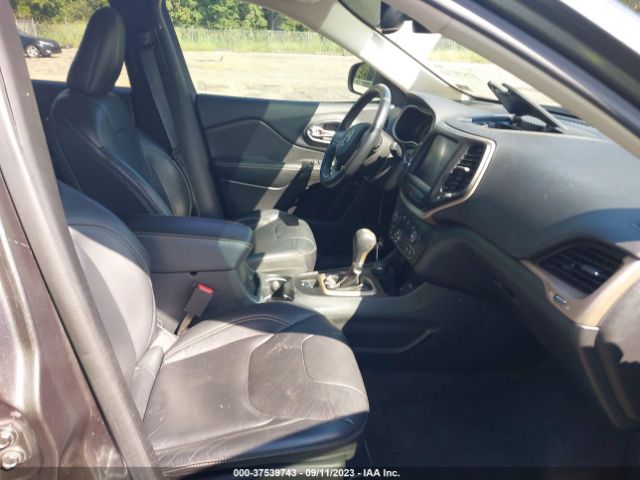 1C4PJMDB5GW261646 Jeep Cherokee Limited
