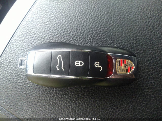 2016 PORSCHE CAYENNE WP1AA2A24GKA11254 Photo 10