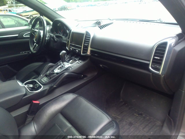 2016 PORSCHE CAYENNE WP1AA2A24GKA11254 Photo 4