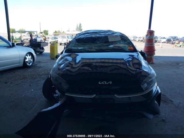 3KPF24AD9NE463783 KIA Forte Lxs