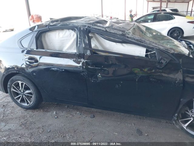 3KPF24AD9NE463783 KIA Forte Lxs