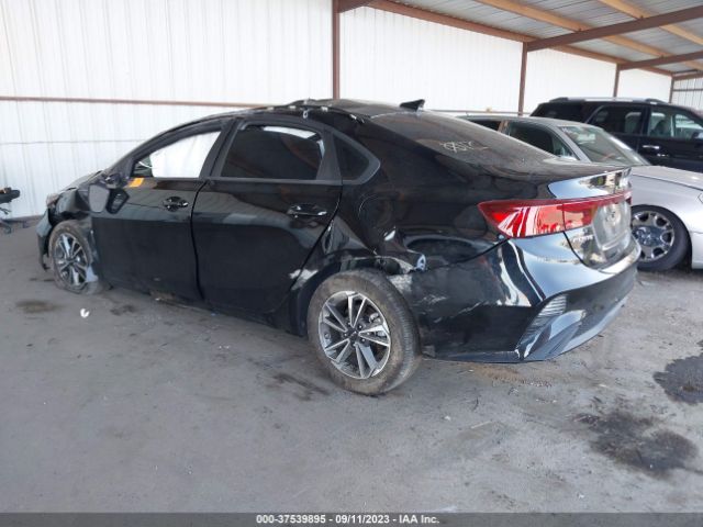 3KPF24AD9NE463783 KIA Forte Lxs