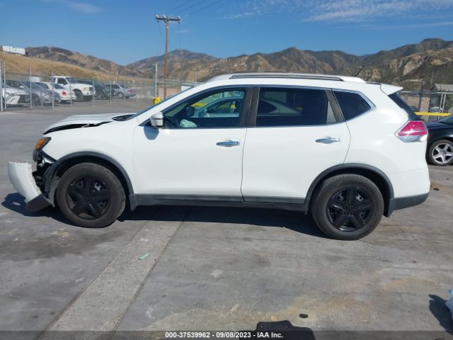 5N1AT2MN8GC900677 Nissan ROGUE S