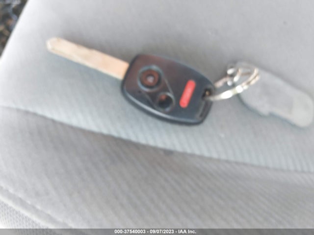 2010 HONDA CIVIC SDN LX VIN: 2HGFA1F52AH302999