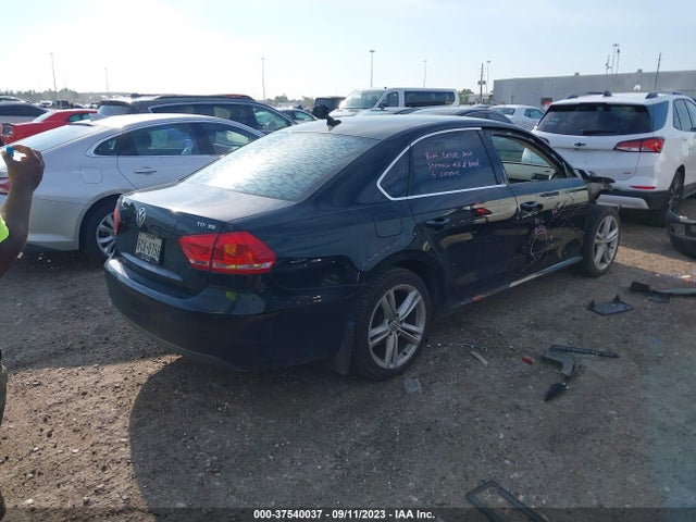 1VWBN7A30EC008601 Volkswagen Passat Tdi Se W/sunroof