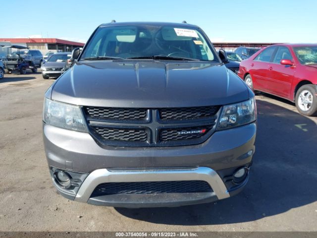 3C4PDCGG8FT698733 Dodge Journey Crossroad