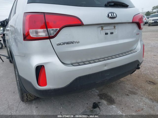 5XYKTCA6XFG613444 KIA SORENTO LX