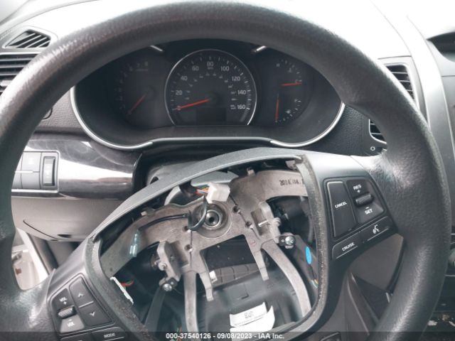 5XYKTCA6XFG613444 KIA SORENTO LX