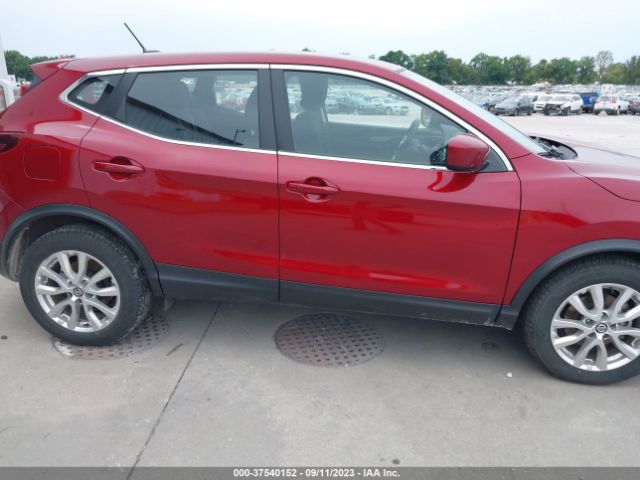 JN1BJ1AW9MW437452 Nissan Rogue Sport S