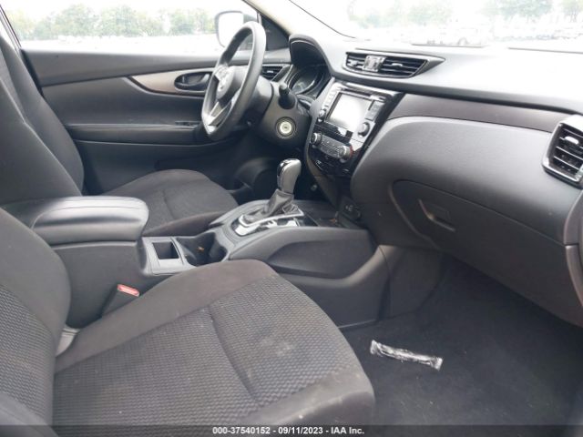 JN1BJ1AW9MW437452 Nissan Rogue Sport S