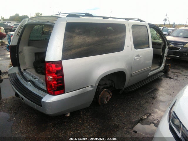 Chevrolet Suburban Lt 2014 1GNSCJE03ER224355 Image 4