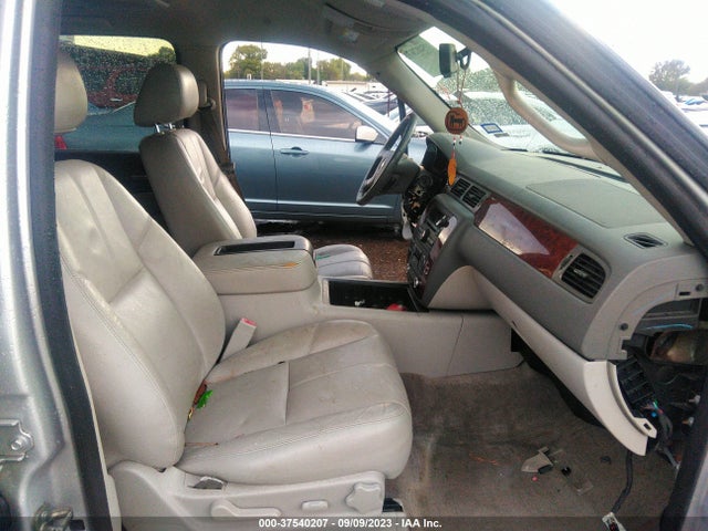 Chevrolet Suburban Lt 2014 1GNSCJE03ER224355 Image 5