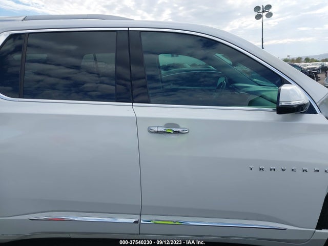 Chevrolet Traverse Premier 2018 1GNERKKW9JJ139829 Image 14