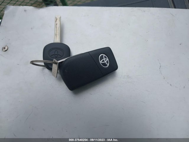 Toyota COROLLA LE 2020 5YFEPRAE0LP064632 Image 3