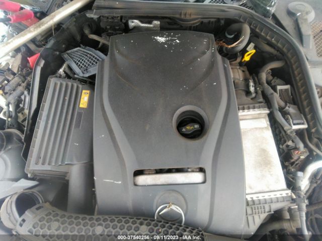 55SWF4JB6FU070661 Mercedes-Benz C-class C 300