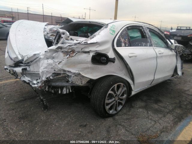 55SWF4JB6FU070661 Mercedes-Benz C-class C 300