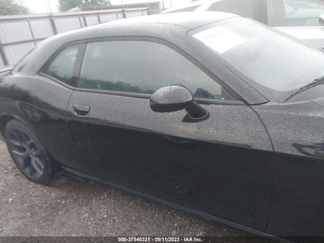 2C3CDZJG2MH577300 Dodge Challenger Gt