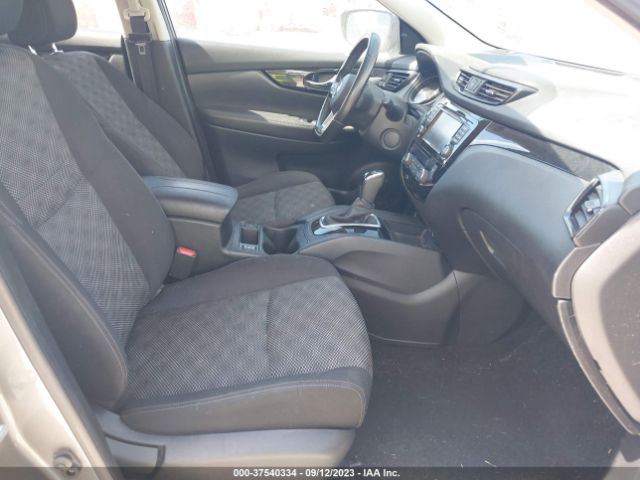 JN1BJ1CP4HW036855 Nissan Rogue Sport Sv