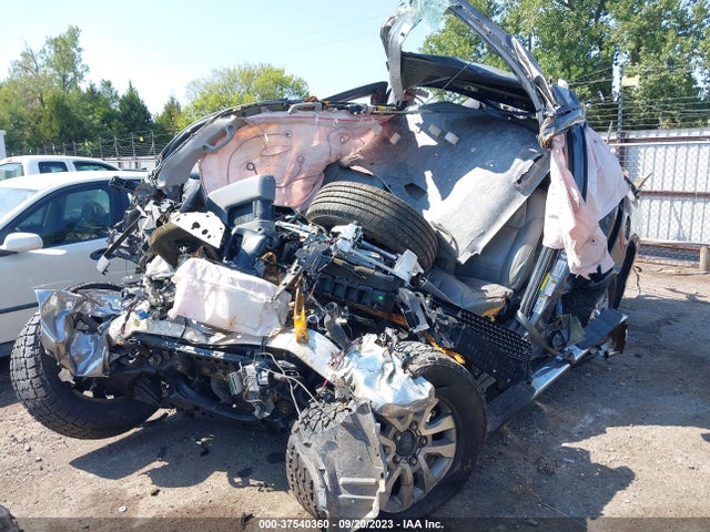 5TFHW5F16EX328231 Toyota Tundra Limited 5.7l V8