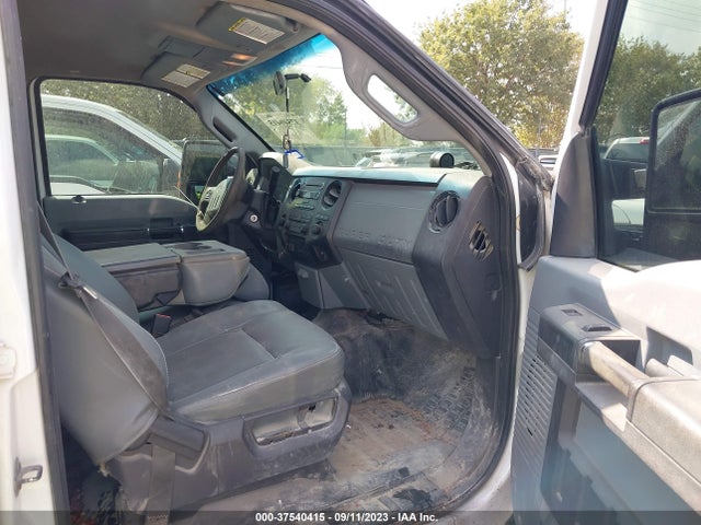 2011 FORD F-250 XL VIN: 1FT7W2BTXBEC21028