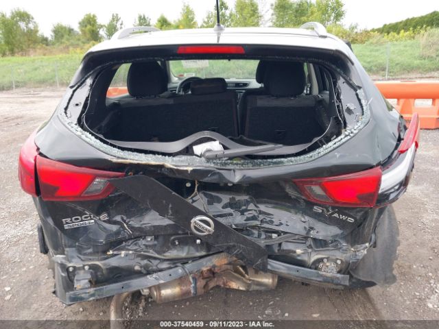 JN1BJ1CR3KW310443 Nissan Rogue Sport Sv